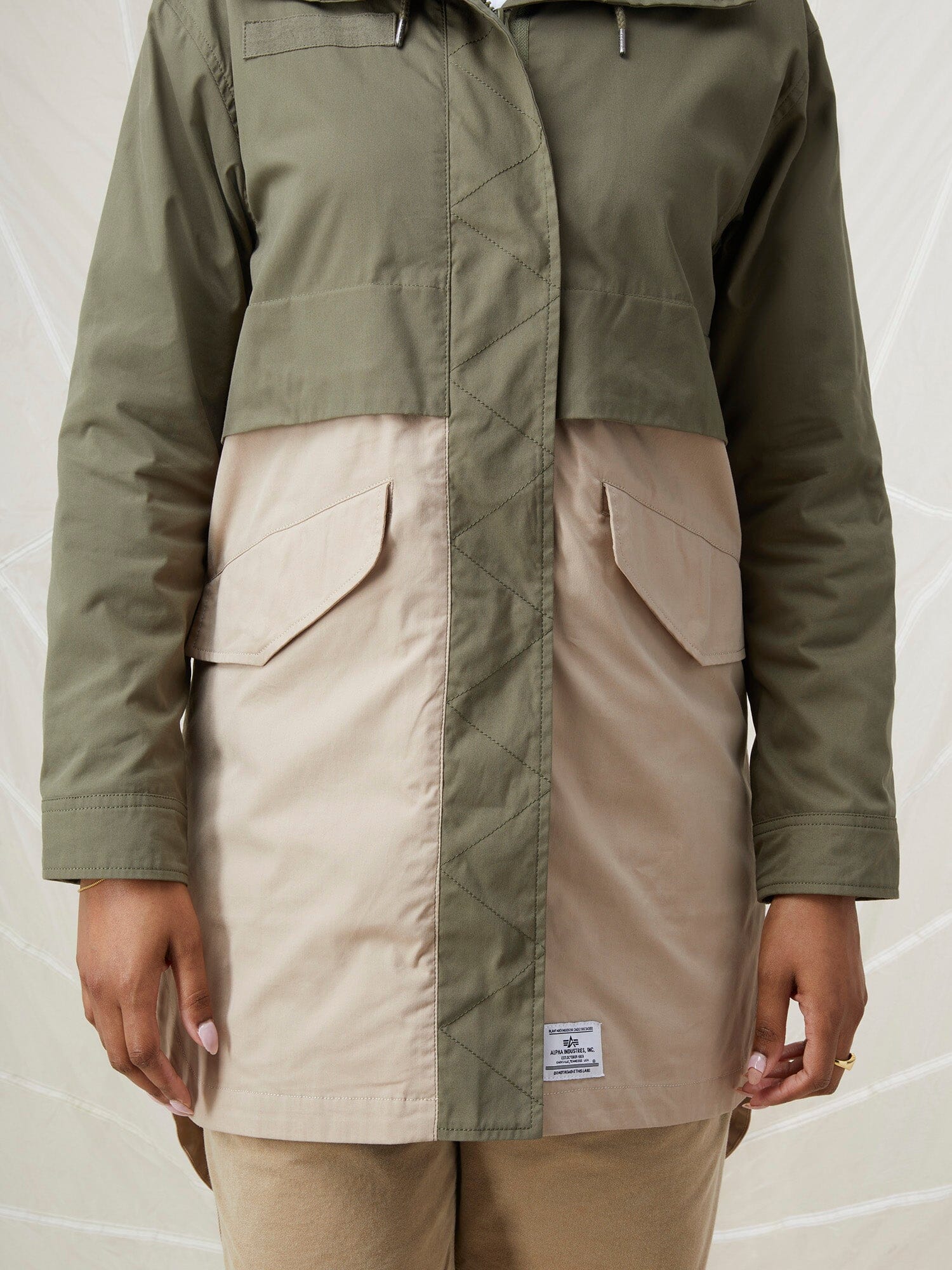 COLORBLOCK HOODED JACKET W OUTERWEAR Alpha Industries 
